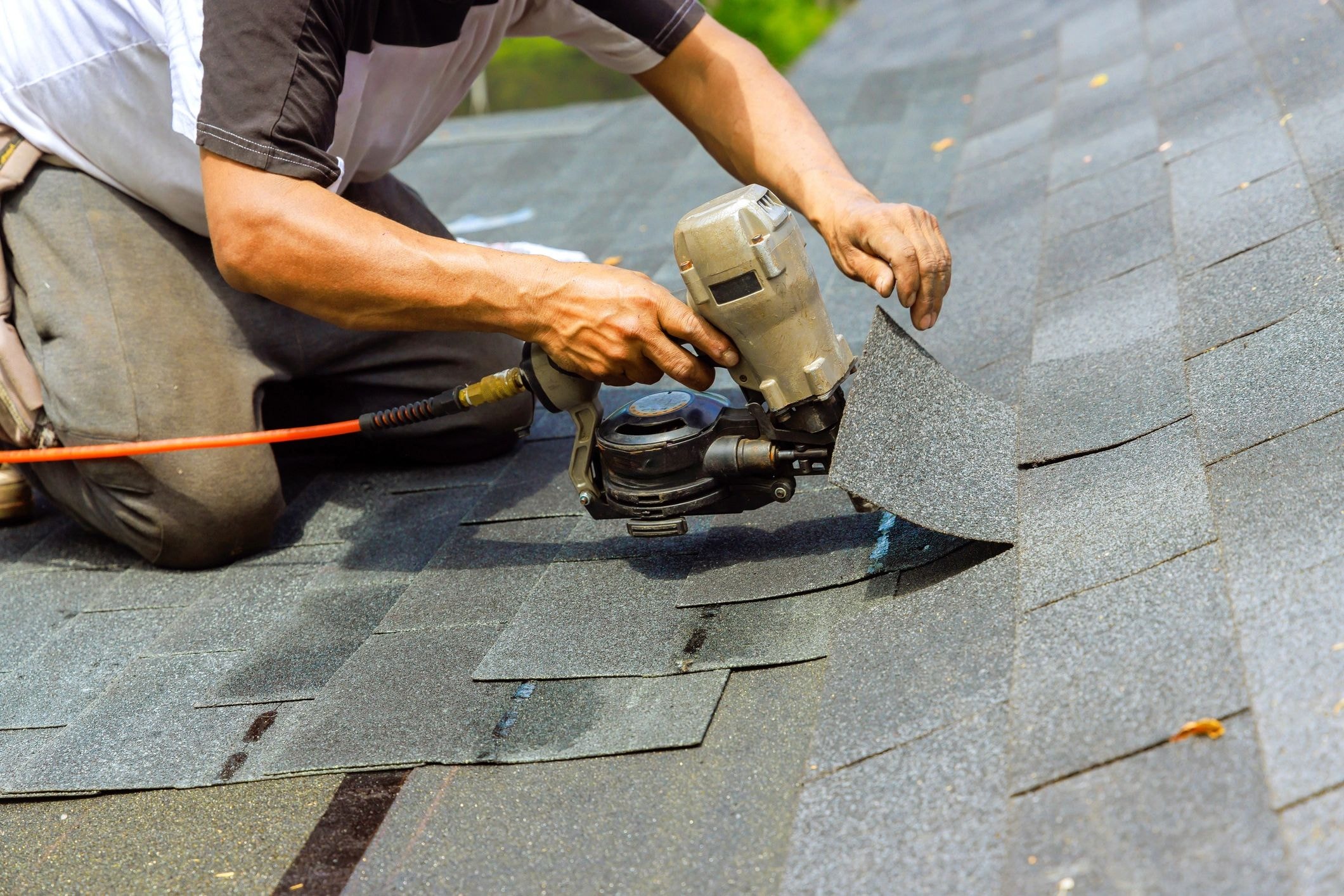 Premier Pro Roofing team at work